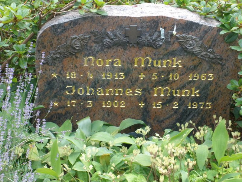 Nora Munk .JPG